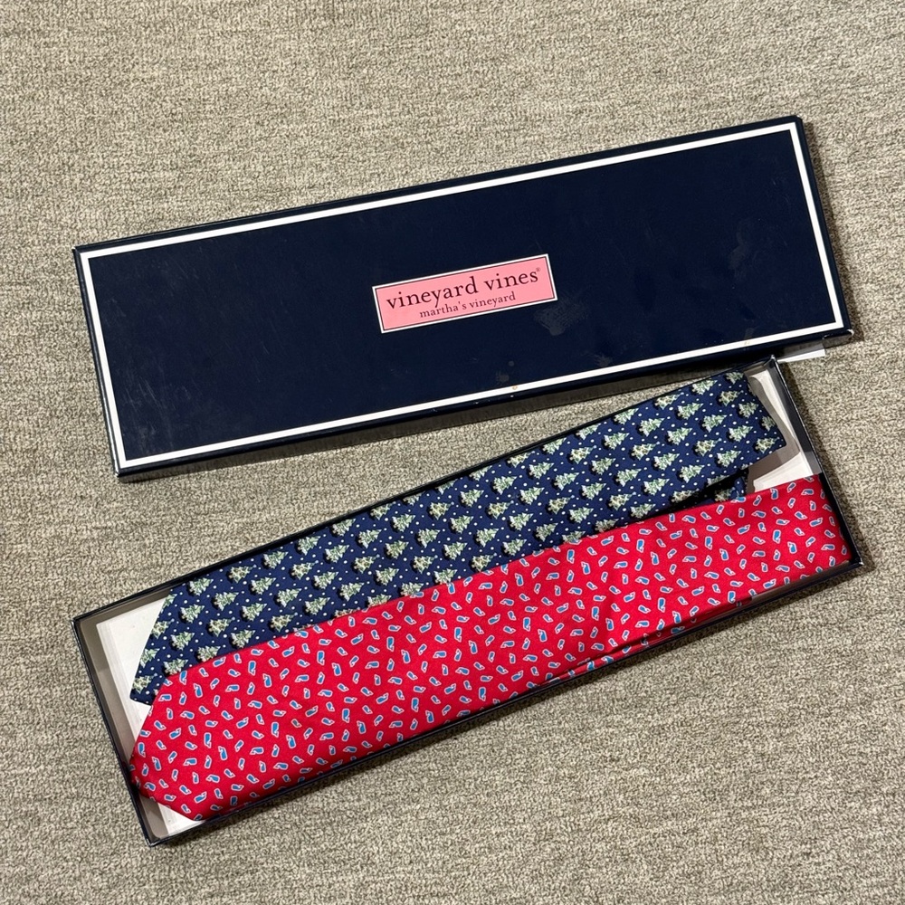 Set of 2 Vineyard Vines Patterned Ties w/ Box